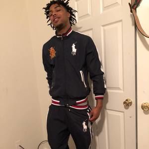 Meet your Posher, Rondoe